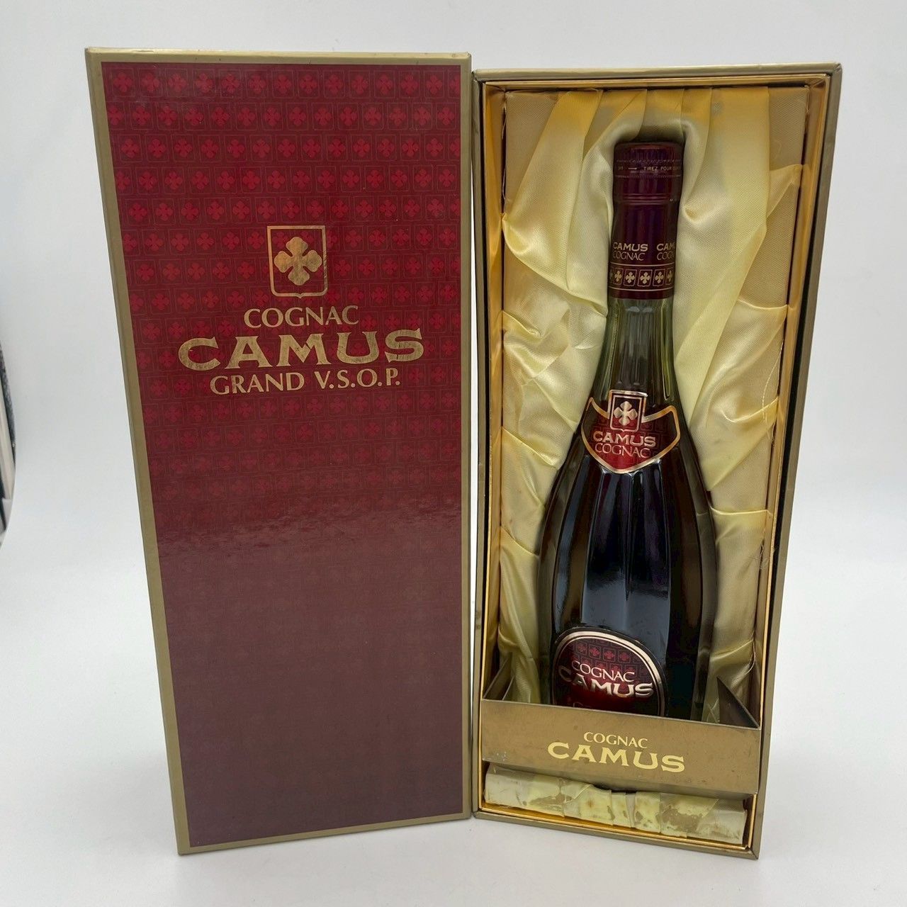CAMUS Grand VSOP ブランデー グリーンボトル 700ml 40%