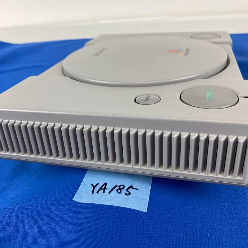 テレビゲーム ◇YA185【北米版】SONY PlayStation 初代 SCPH-5501 テレビゲーム ◇YA185【北米版】SONY PlayStation 初代 SCPH-5501