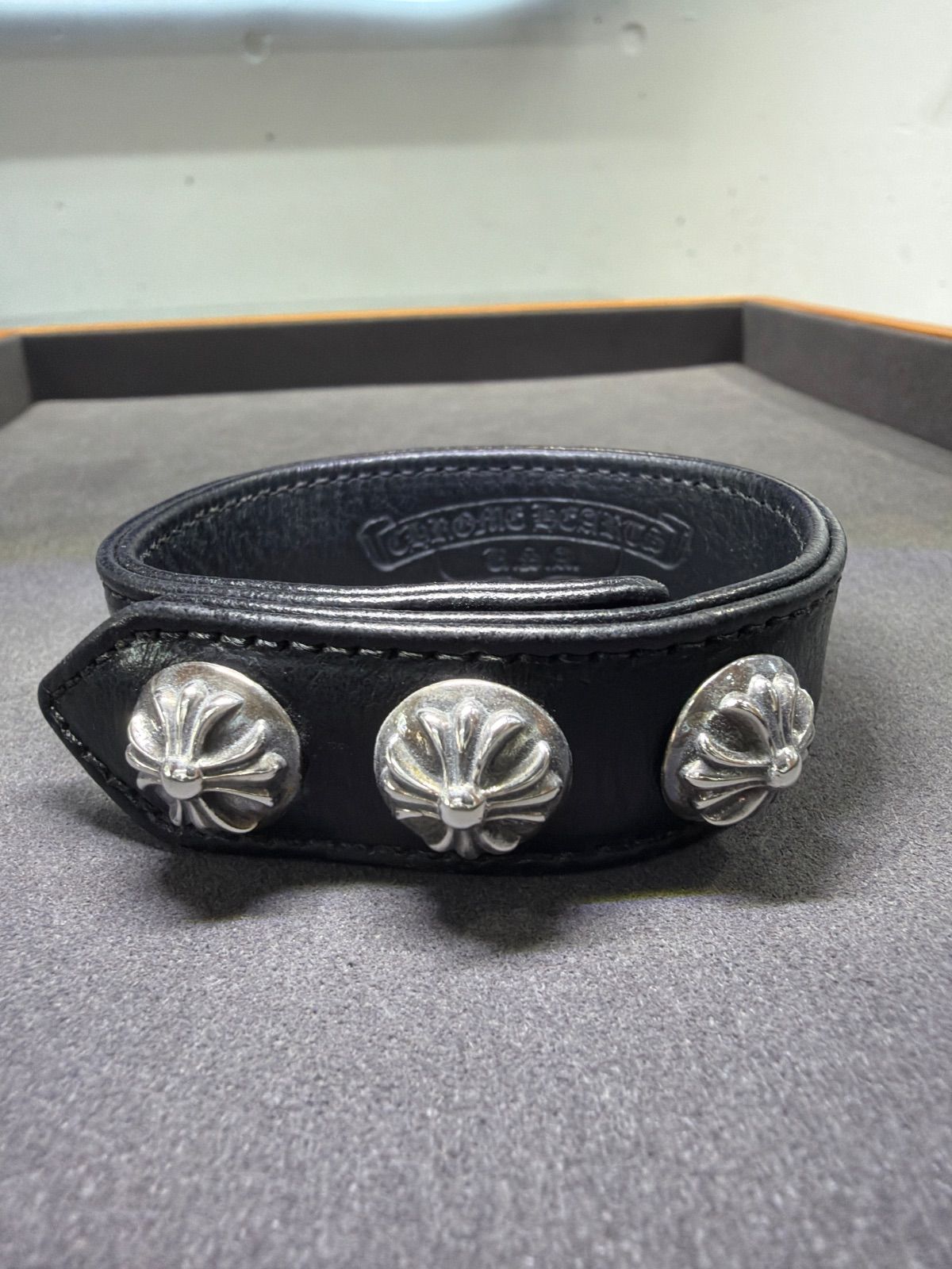 CHROME HEARTS クロムハーツ 3ボタン2スナップ レザー ブレスレット