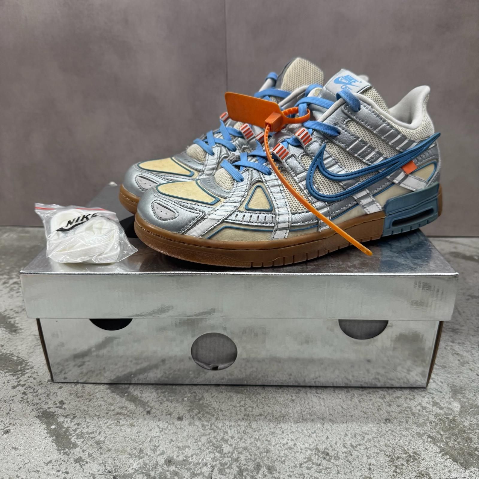 NIKE × OFF-WHITE Air Rubber Dunk ラバー ダンク スニーカー ナイキ 