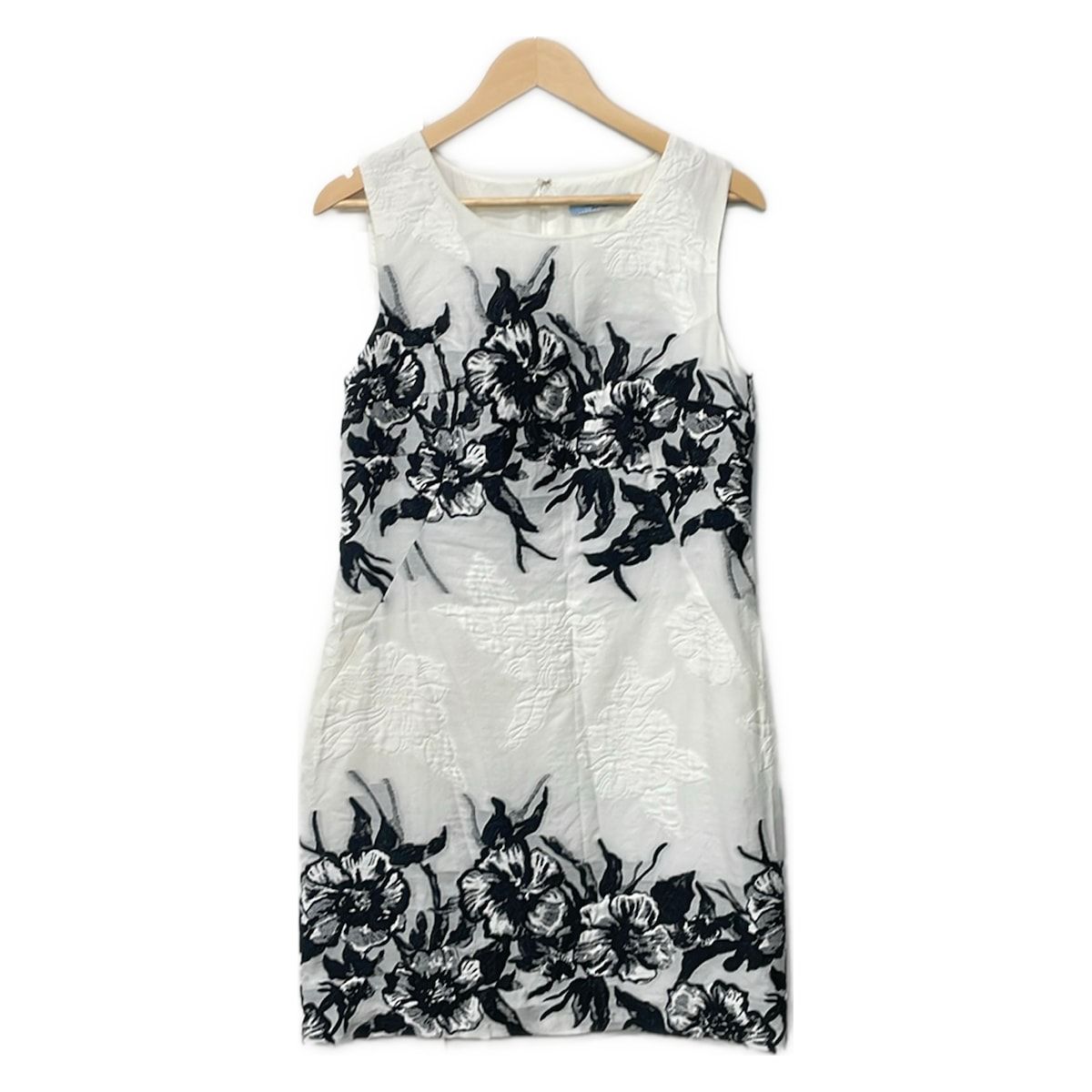 BLUMARINE(ブルマリン) ワンピース サイズI 46 レディース美品 - アイボリー×黒 ノースリーブ/ひざ丈/花柄