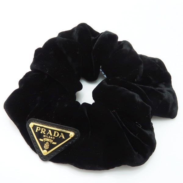 PRADA シュシュ ベルベット 1F015 トライアングルロゴ 三角プレート 黒