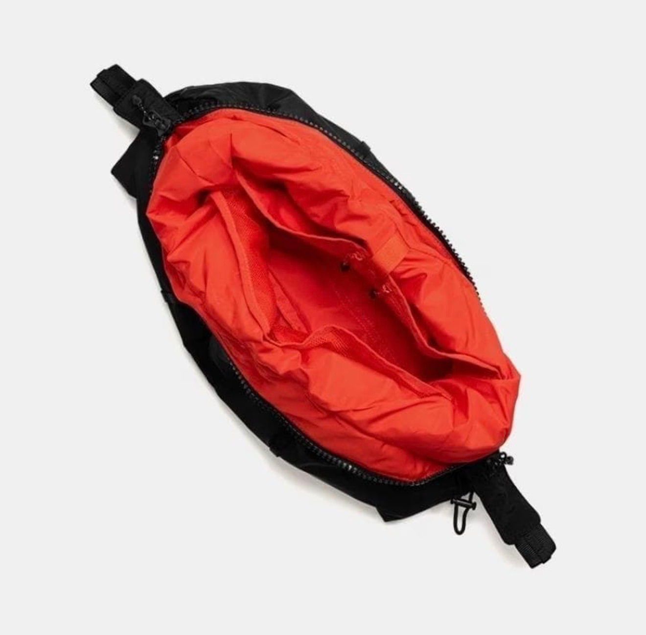 新品】Topologie Cloud Hobo Medium Black