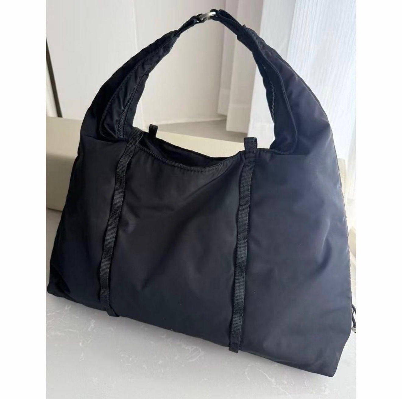 新品】Topologie Cloud Hobo Medium Black
