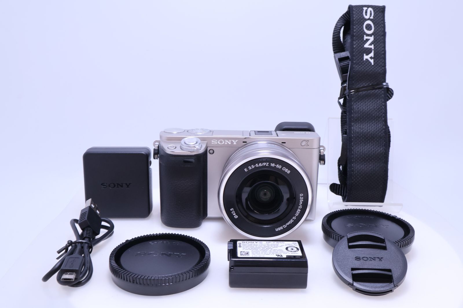 良品》SONY α6000パワーズームレンズキット ILCE-6000L SONY α6000 
