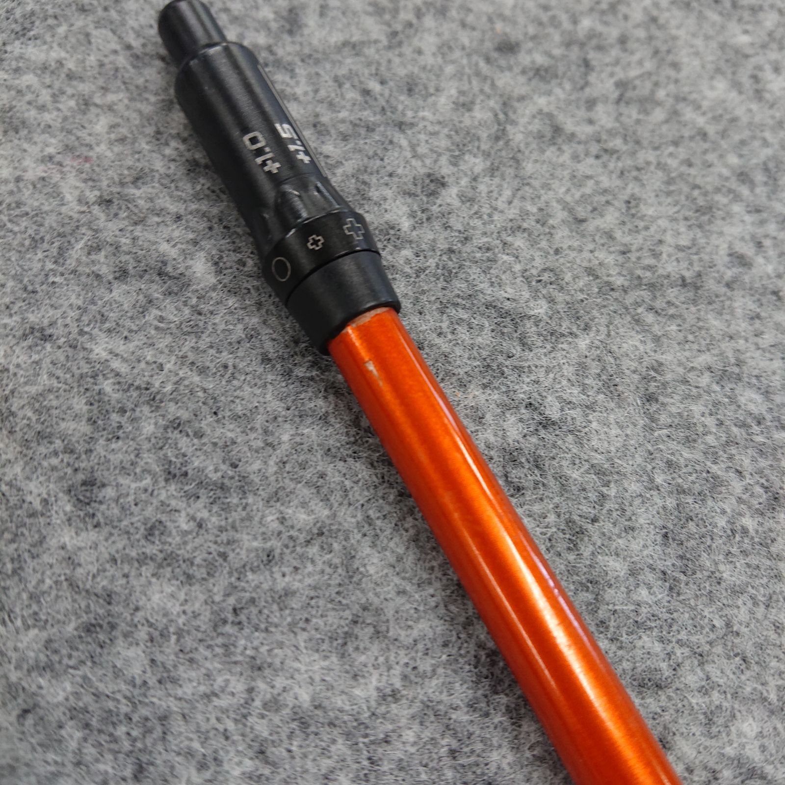 ツアーAD DI 6 SR ピンスリーブ付 ドライバー用 短尺 ツアーAD DI-6 (S) ピンスリーブ付 ドライバー用 - メルカリ