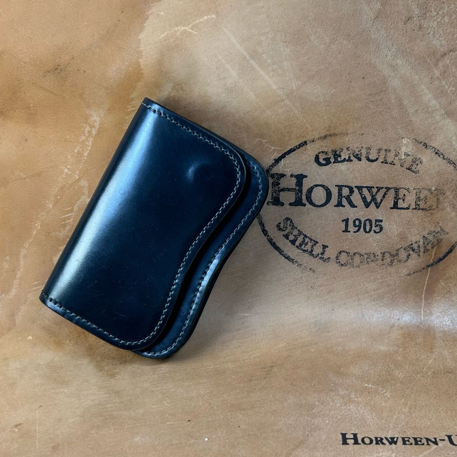 【LAWREN 手縫い　名刺入れ　ブラック】ホーウィン シェルコードバン × ロシアンカーフ HORWEEN SHELL CORDOVAN J&E Sedgwick RUSSIAN CALF ハンドステッチ カードケース 本革 コードバン 馬革