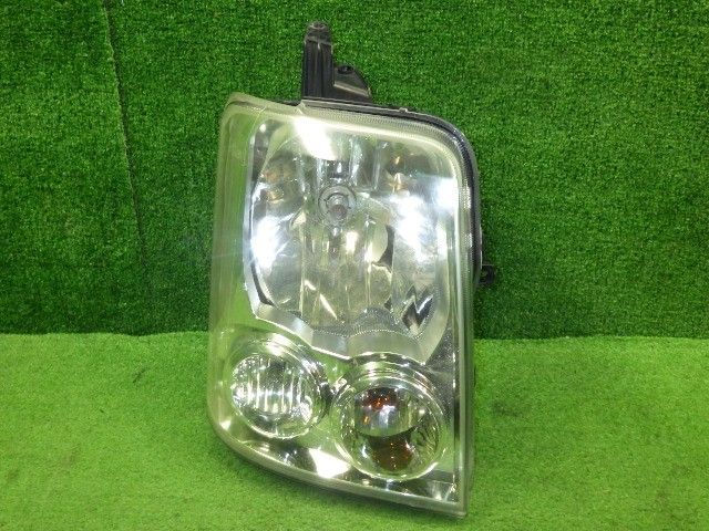 エブリィ ABA-DA64W 右ヘッドランプASSY 35120-68H60 35120-68H61 9307
