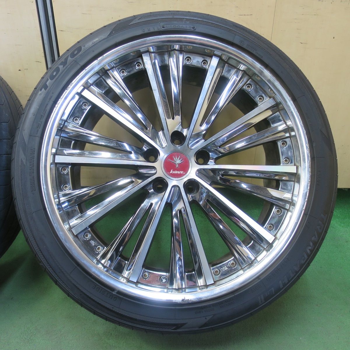 バリ溝！キレイ！9.5分☆kranze MAGISS 245/40R20 トーヨー トランパス 