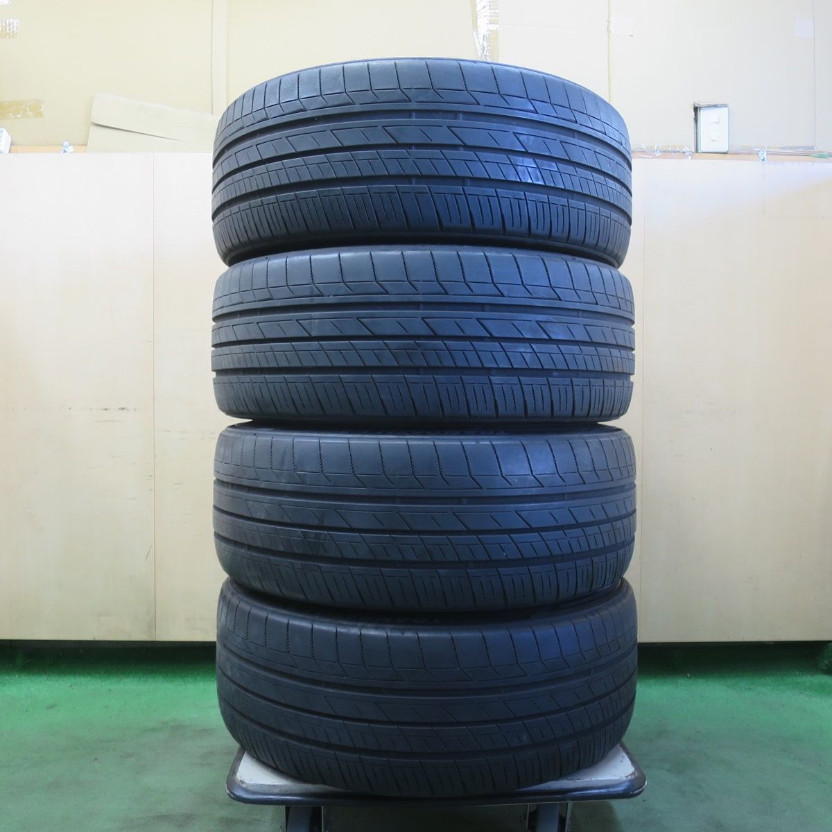 バリ溝！キレイ！9.5分☆kranze MAGISS 245/40R20 トーヨー トランパス 