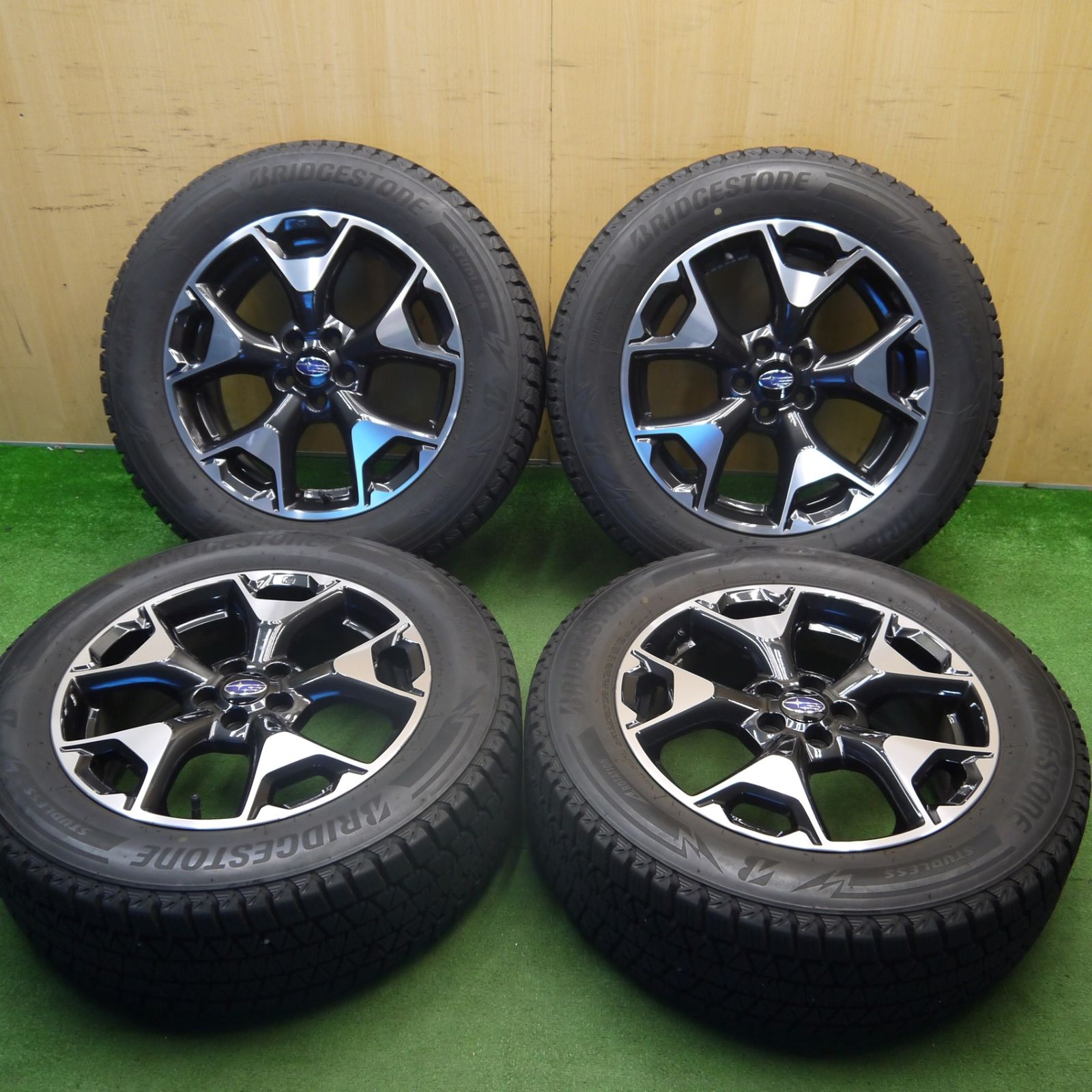 バリ溝！キレイ！9分★スバル XV 純正 225/60R17 スタッドレス ブリヂストン ブリザック DM-V3 17インチ PCD100/5H★6040608Hス