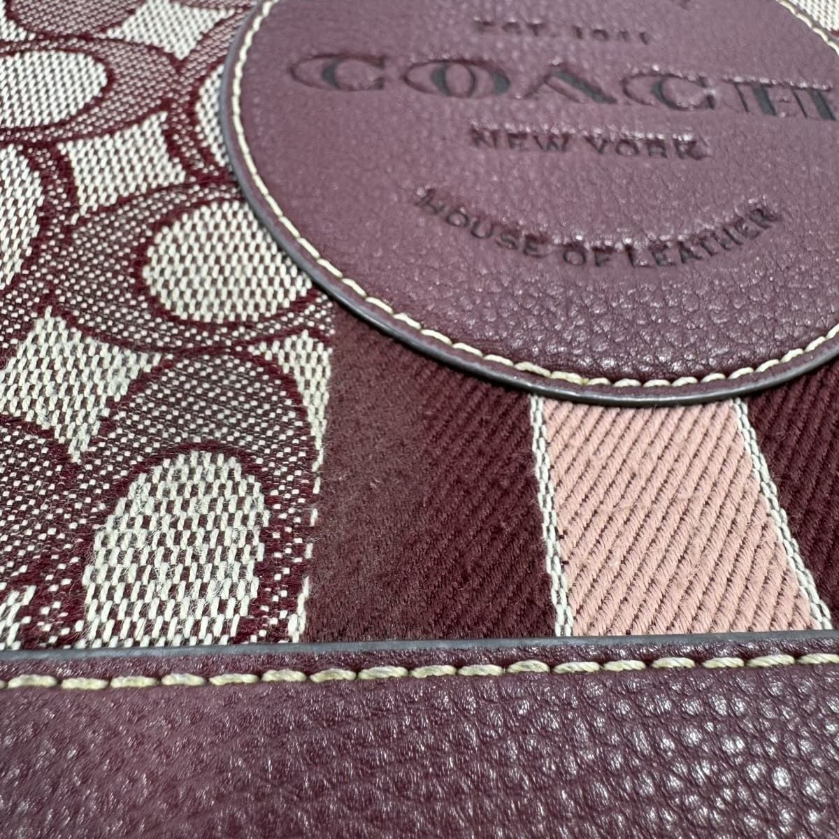 COACH コーチ 2wayトートバッグ シグネチャー ストライプ ワインレッド