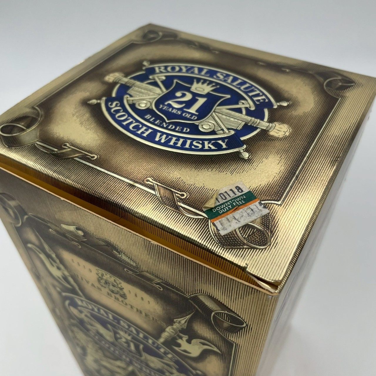 古酒】シーバスリーガル ロイヤルサルート21年 青陶器 700ml - メルカリ