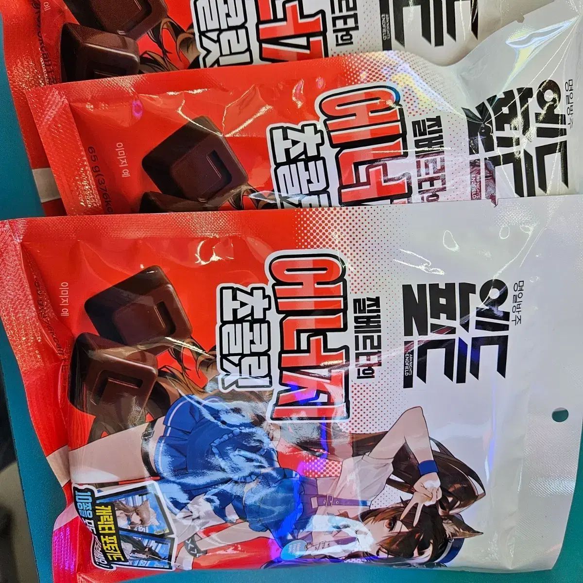 アークナイツ エンドフィールド チョコレート + トレカ