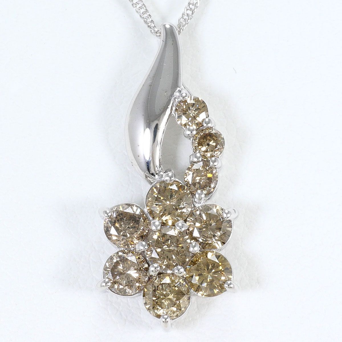 K18WG ネックレス ブラウンダイヤモンド 1.00ct カード鑑別書 総重量約2.3g 約42cm ジュエリー