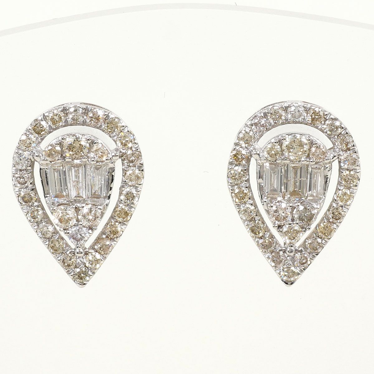 K18WG ピアス ダイヤモンド 0.50ct 鑑別書 総重量約1.8g ジュエリー