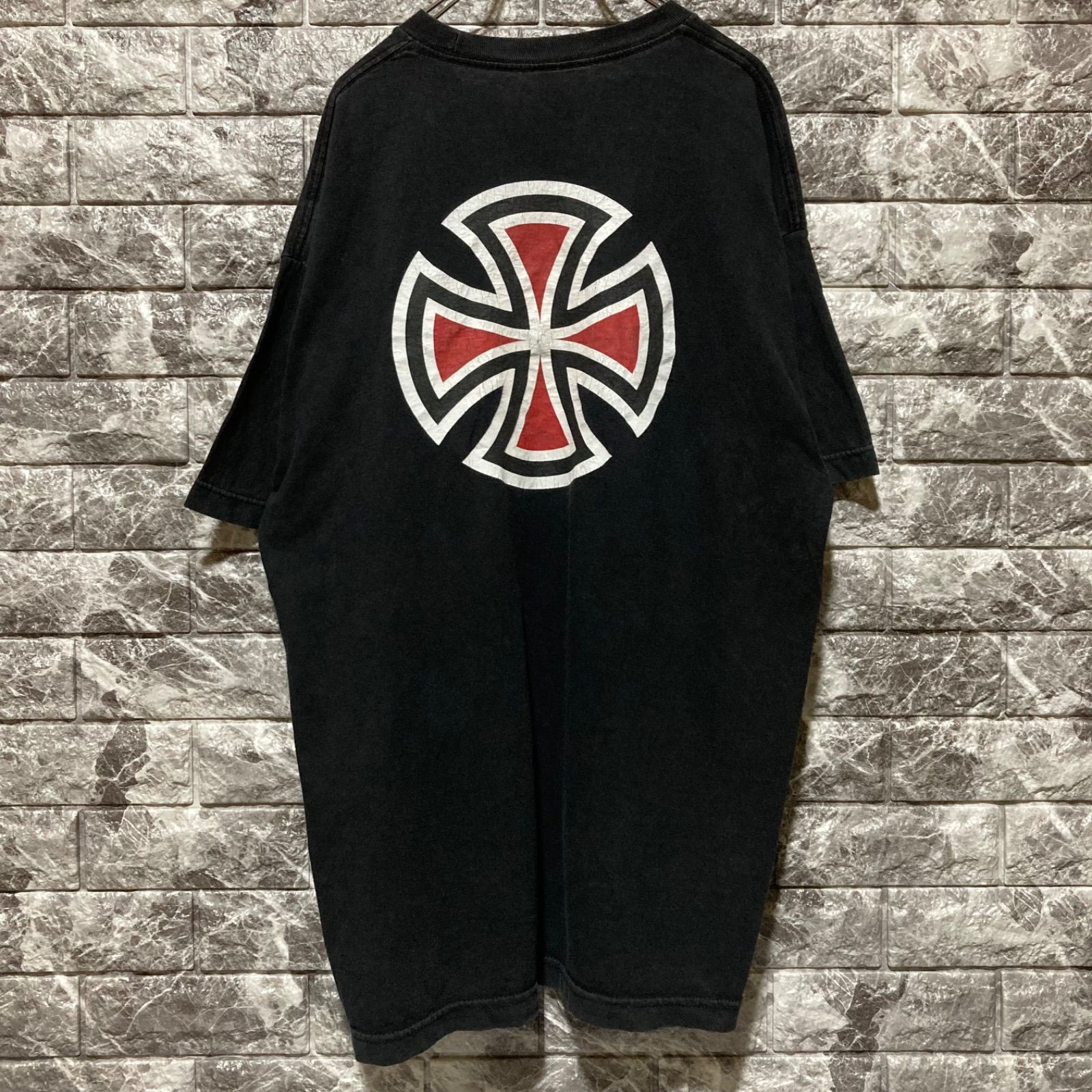 INDEPENDENT Tシャツ XL インディペンデント アイアンクロス スケーター BLACK 黒赤 フェード