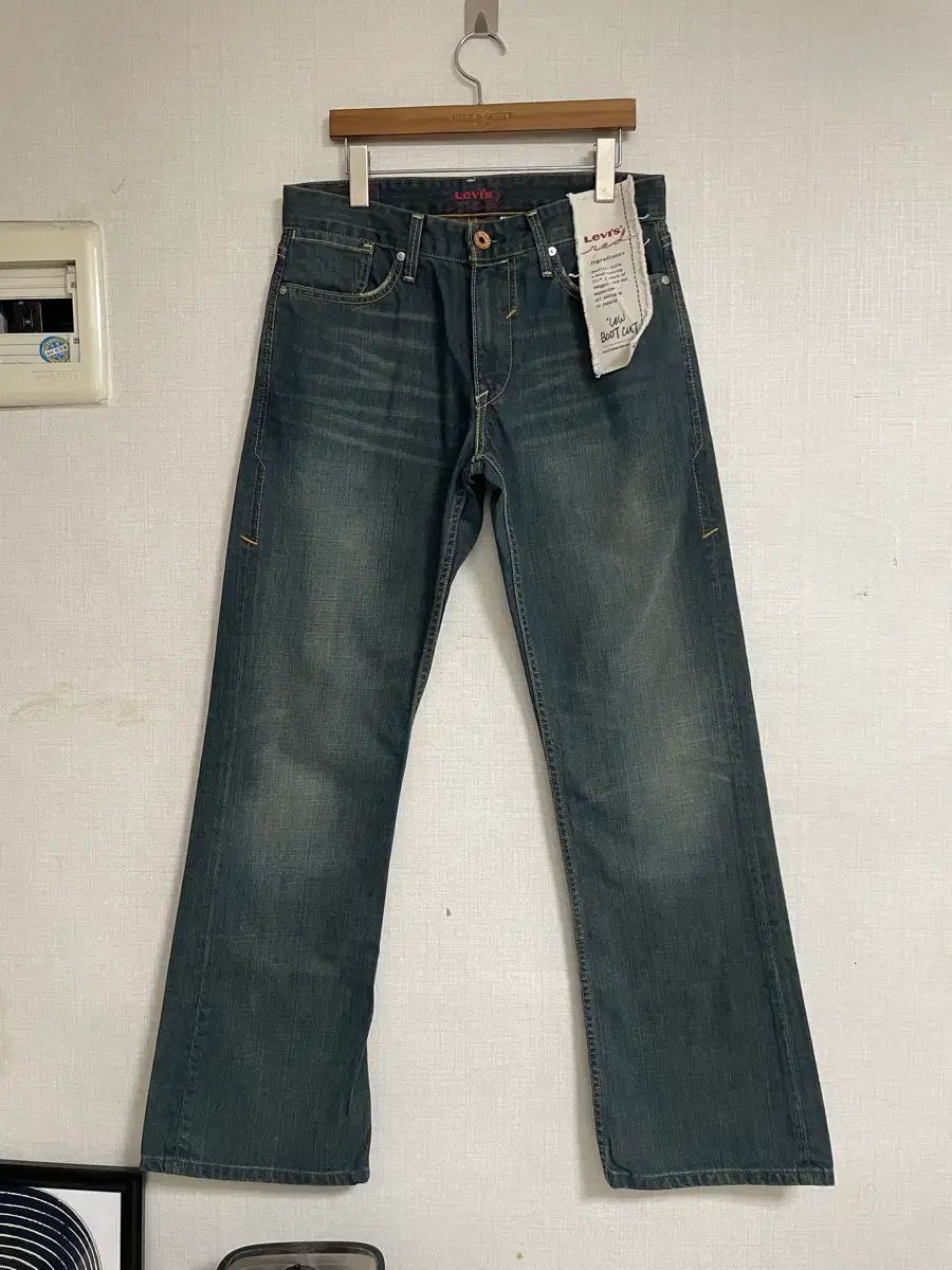 リーバイス レッド ロウ ブーツカット W32 L32 デニム