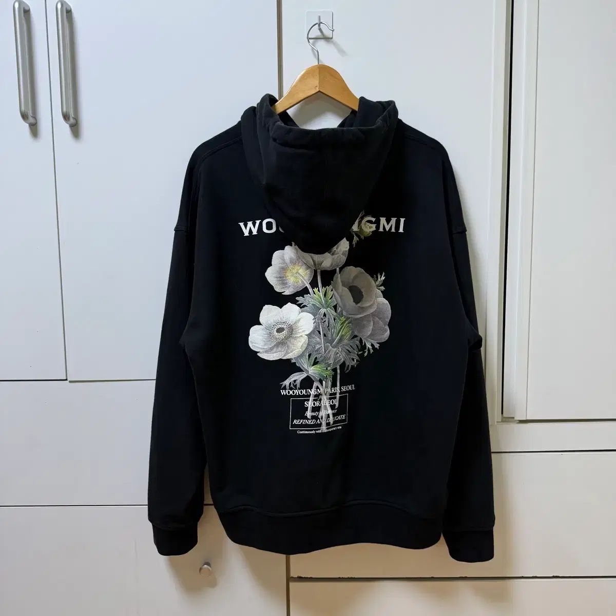 WOOYOUNGMI ウーヨンミ フラワー バックロゴ フーディーTシャツ
