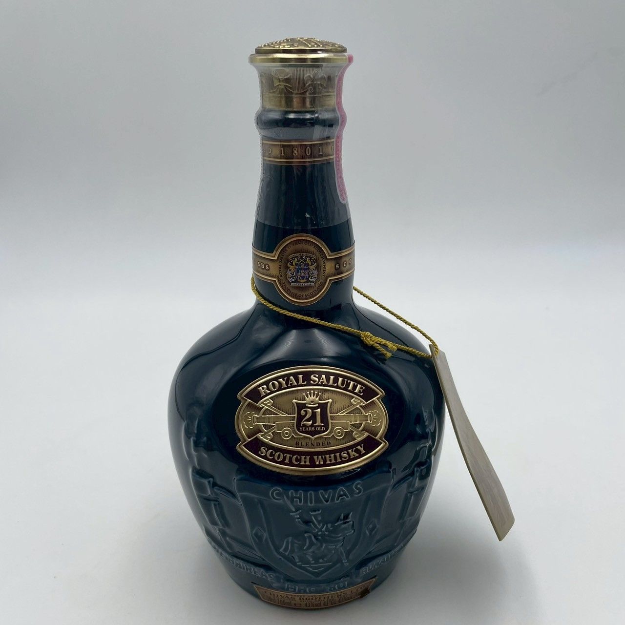 シーバスリーガル 21年 青陶器ボトル 古酒 700ml - メルカリ