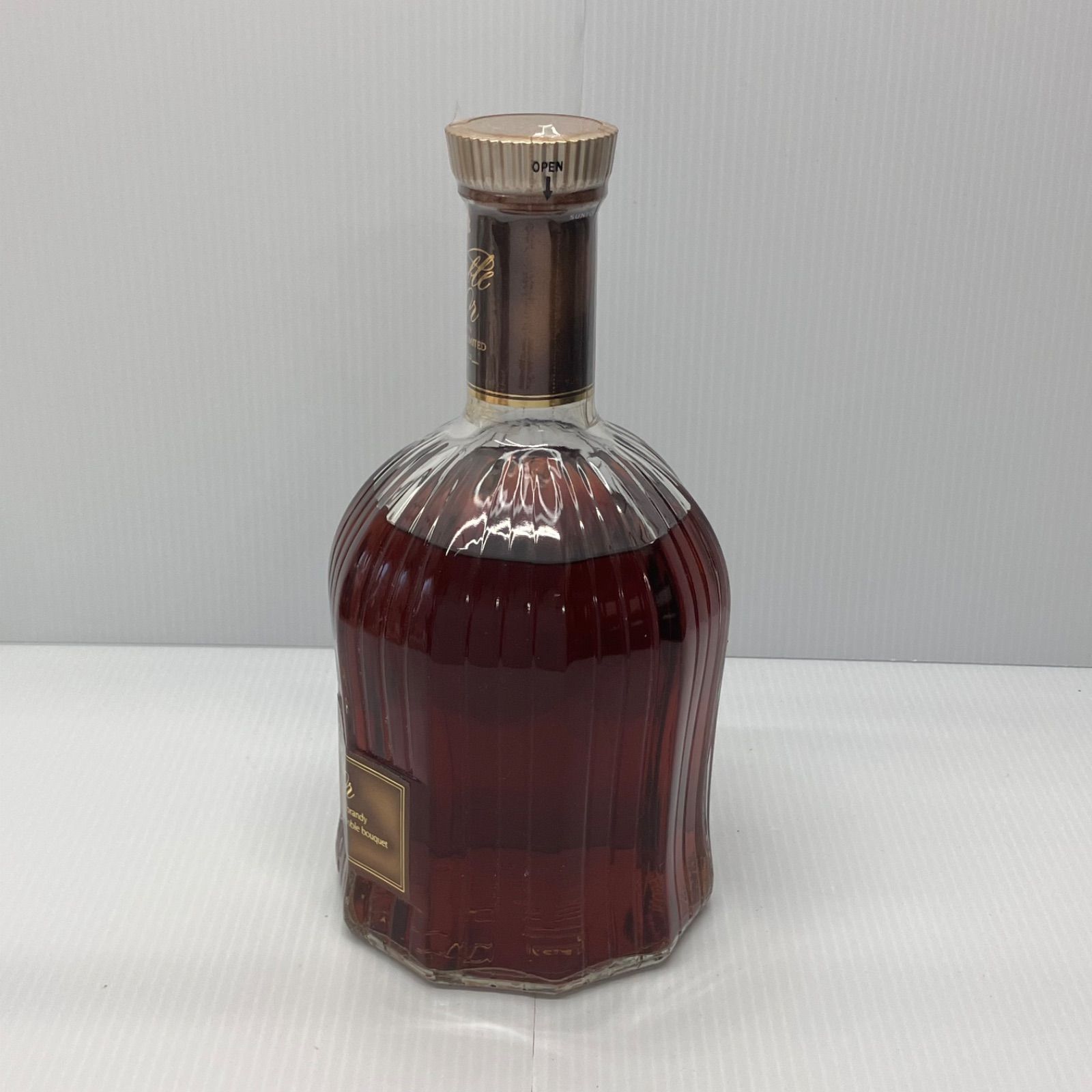 未開栓】サントリー ノーブルドール 700ml 古酒 - メルカリ