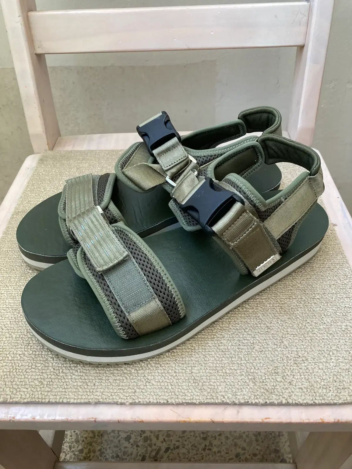 K-SWISS(ケースイス) ルーキー サンダル 270
