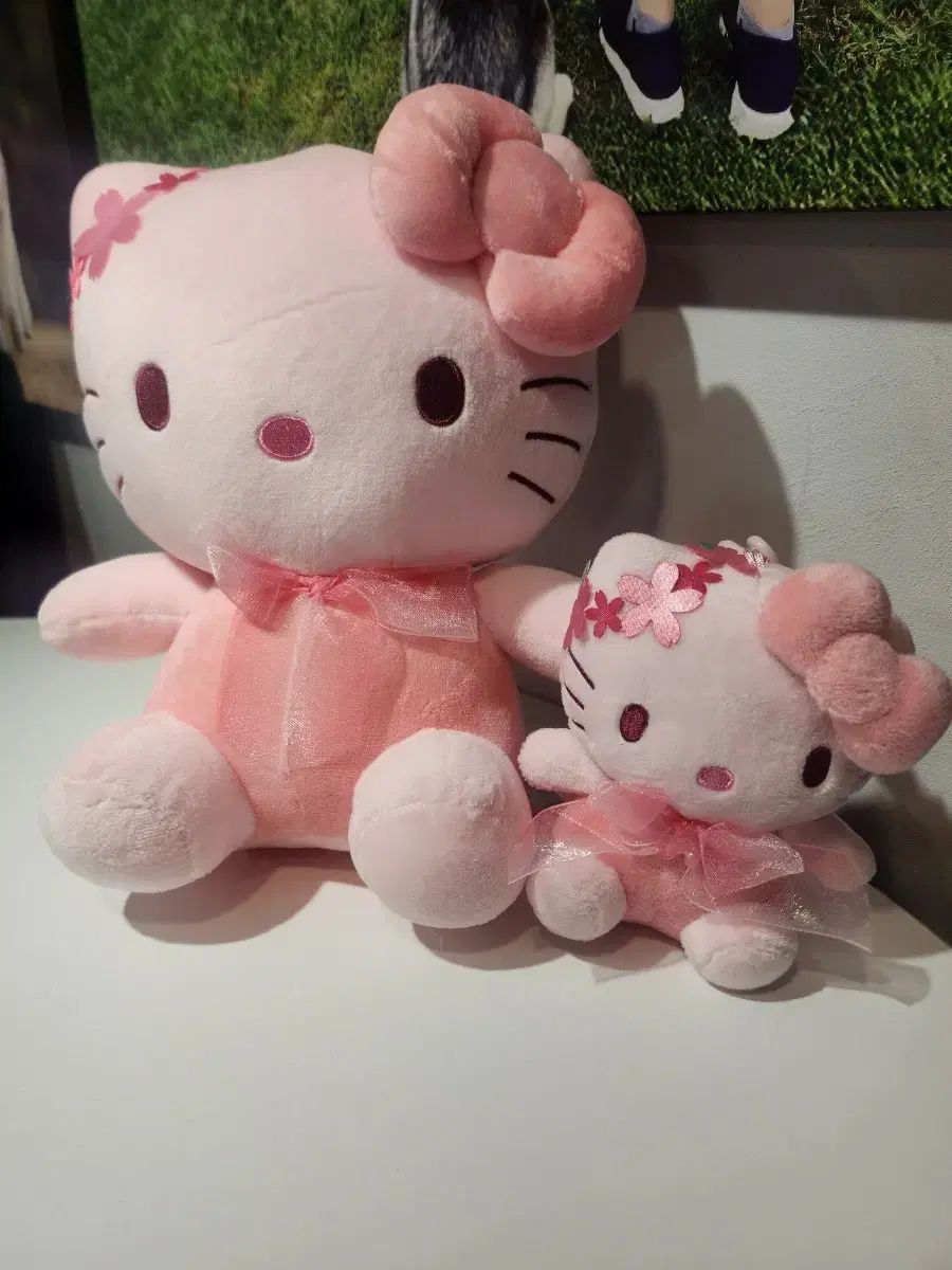 ハローキティ ぬいぐるみ ピンク 花装飾 セット