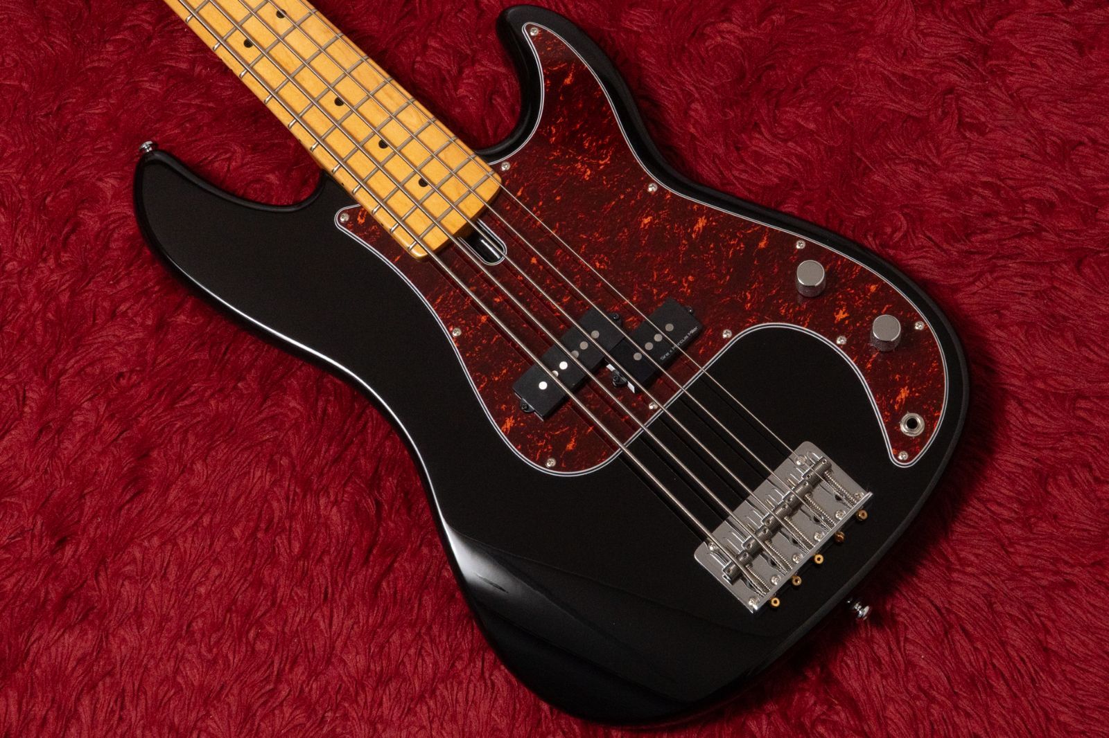 【used】Sire / P5 Alder-5 BK 4.070kg #2N25500574【GIB横浜】エレキベース
