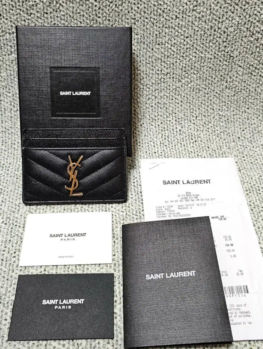 YVES SAINT LAURENT イヴ・サンローラン サンローラン マトラッセ ブラック カードウォレット