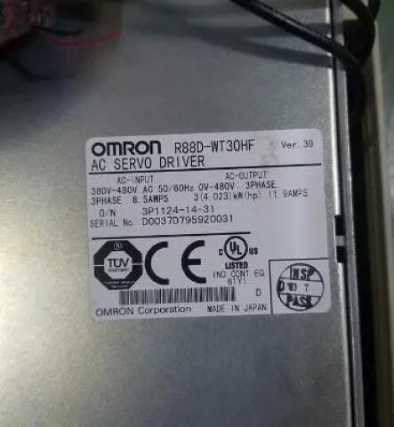 【新品★適格請求書★税込★送料無料】 OMRON サーボドライバー R88D-WT30HF 【６ヶ月保証】
