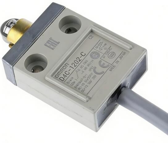 【 新品★送料無料 】 OMRON オムロンD4C-1202-C 用リミットスイッチ【６ヶ月保証】