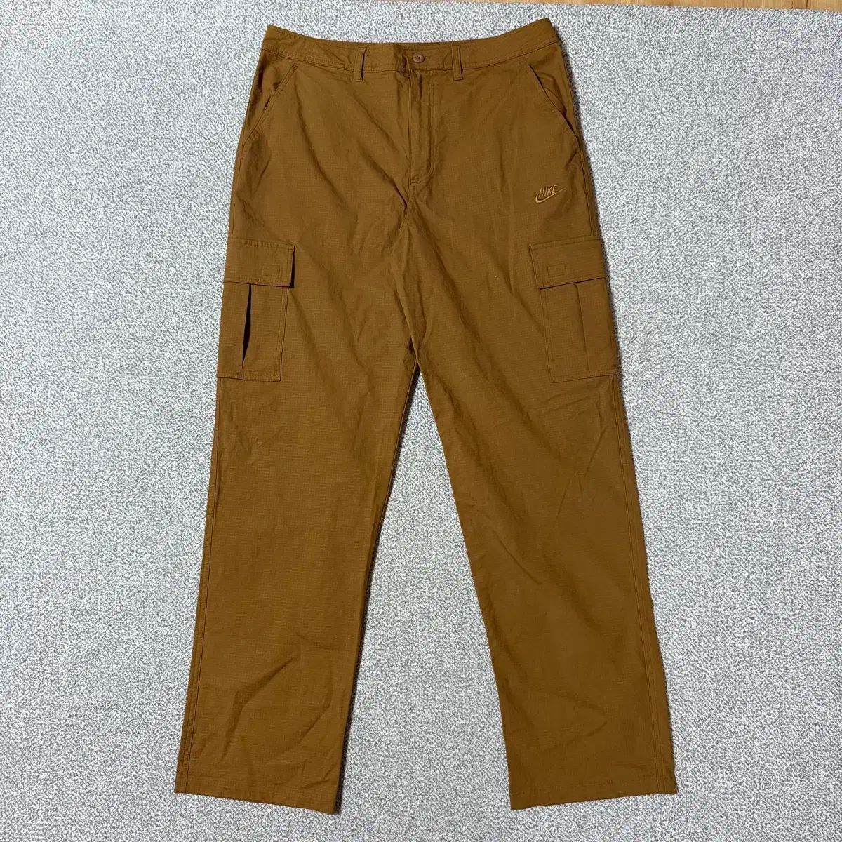 9万円 NIKE クラブ カーゴパンツ 34