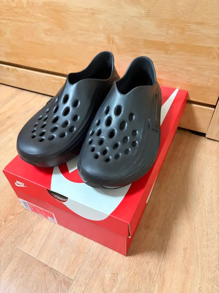 290 NIKE リアクトX リージュビネイト