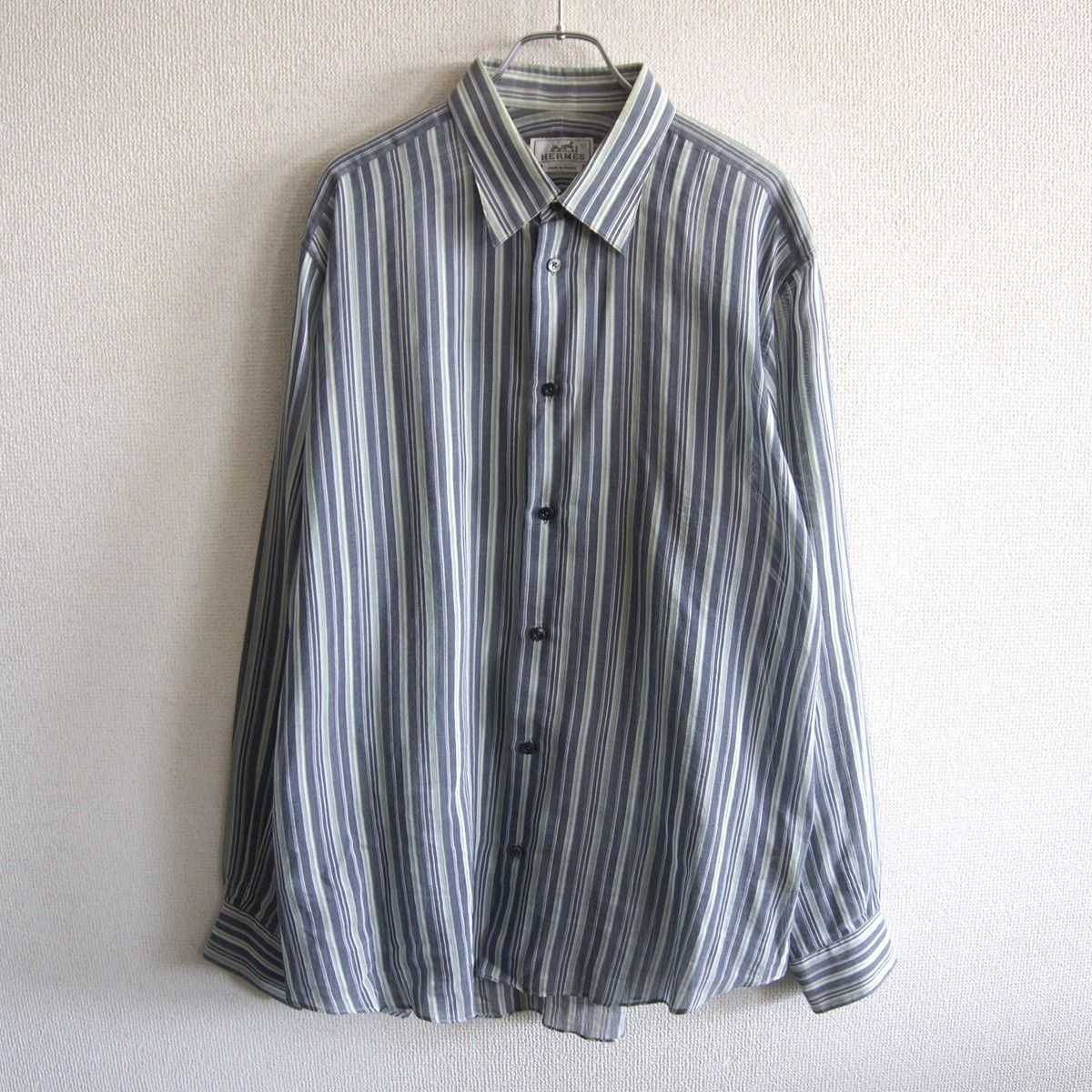 【高級品】 HERMES 【セリエボタン ストライプ コットンシルク シャツ】42 16 1/2 エルメス フランス製 26050281 高級品】 HERMES 【セリエボタン ストライプ コットンシルク シャツ