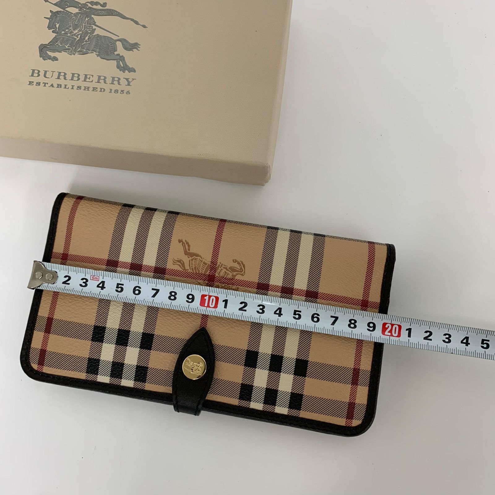 未使用級】バーバリー ノバチェック シャドーホース 長財布 箱付き 極 