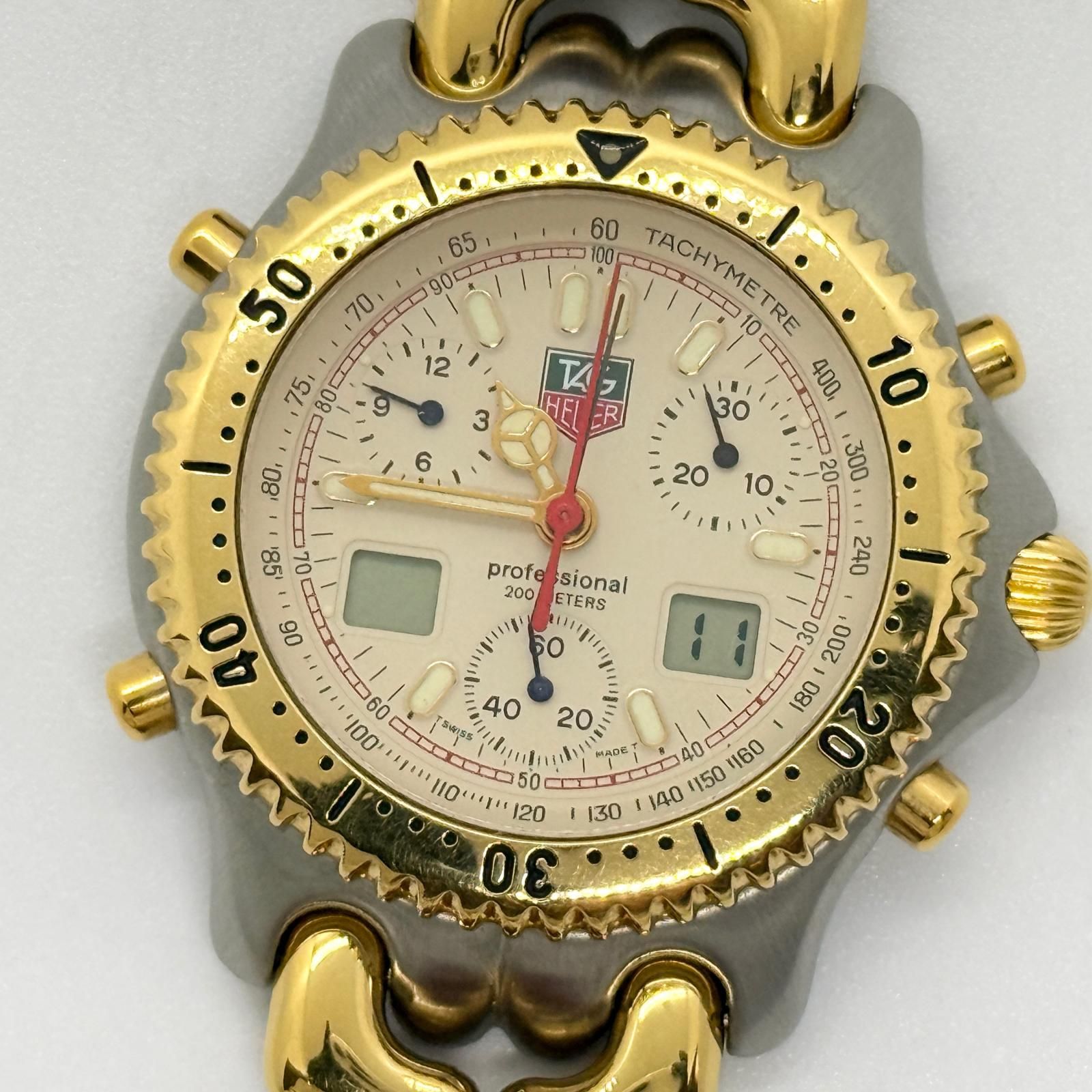 TAG HEUER タグホイヤー セル プロフェッショナル 200m CG1123-0 T64618 ベージュ QZ メンズ 腕時計 訳あり