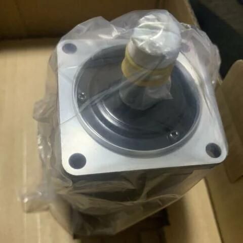 新品 送料無料 YASKAWA サーボモーター SGMAH-A5A1A-FJ13 【6ヶ月保証】