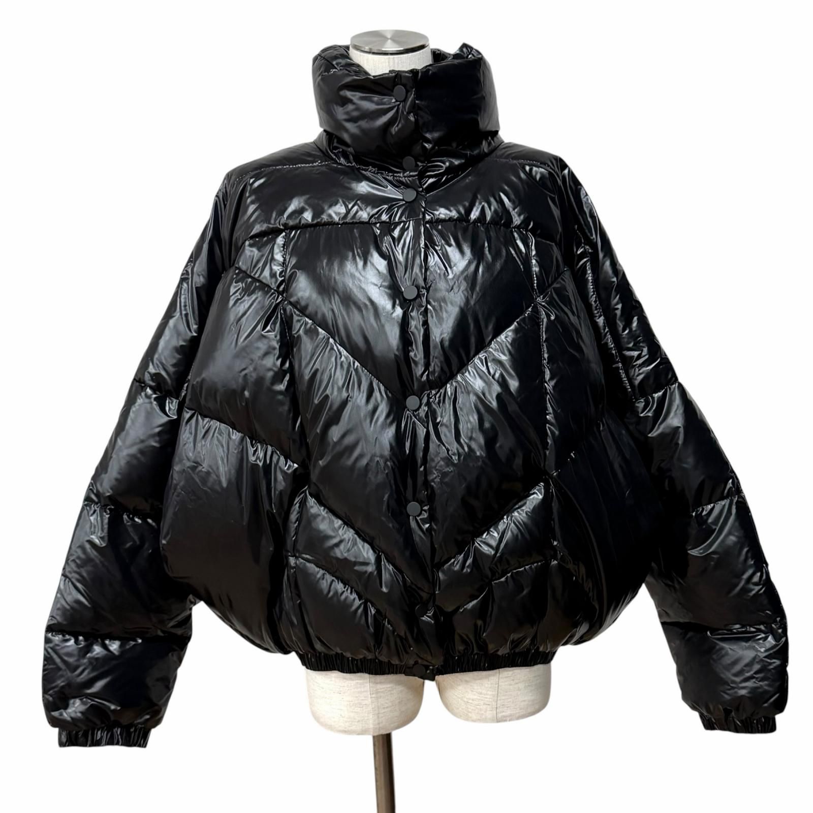 未使用品☆Pyrenex ピレネックス HWK020 WILLOW ウィロー ロゴワッペン 未使用品☆Pyrenex ピレネックス HWK020 WILLOW ウィロー ロゴワッペン