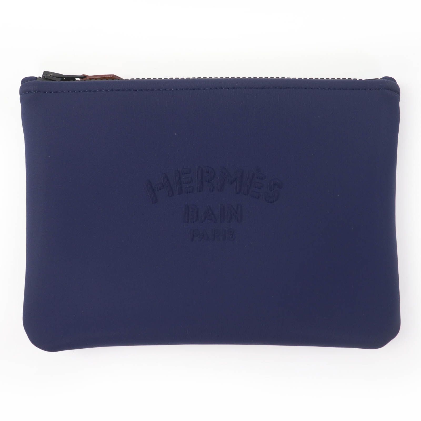 極美品☆HERMES エルメス トゥルース フラットPM ネオバン ブラック金具 ロゴ入り ZIP ポーチ ネイビー フランス製 レディース