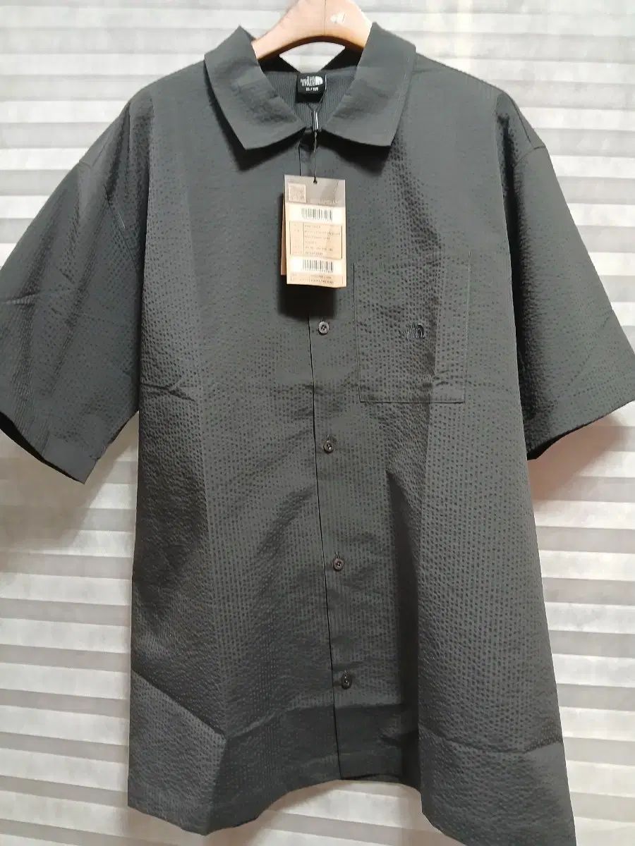 THE NORTH FACE ザノースフェイス 半袖 シャツ ブラック 新品