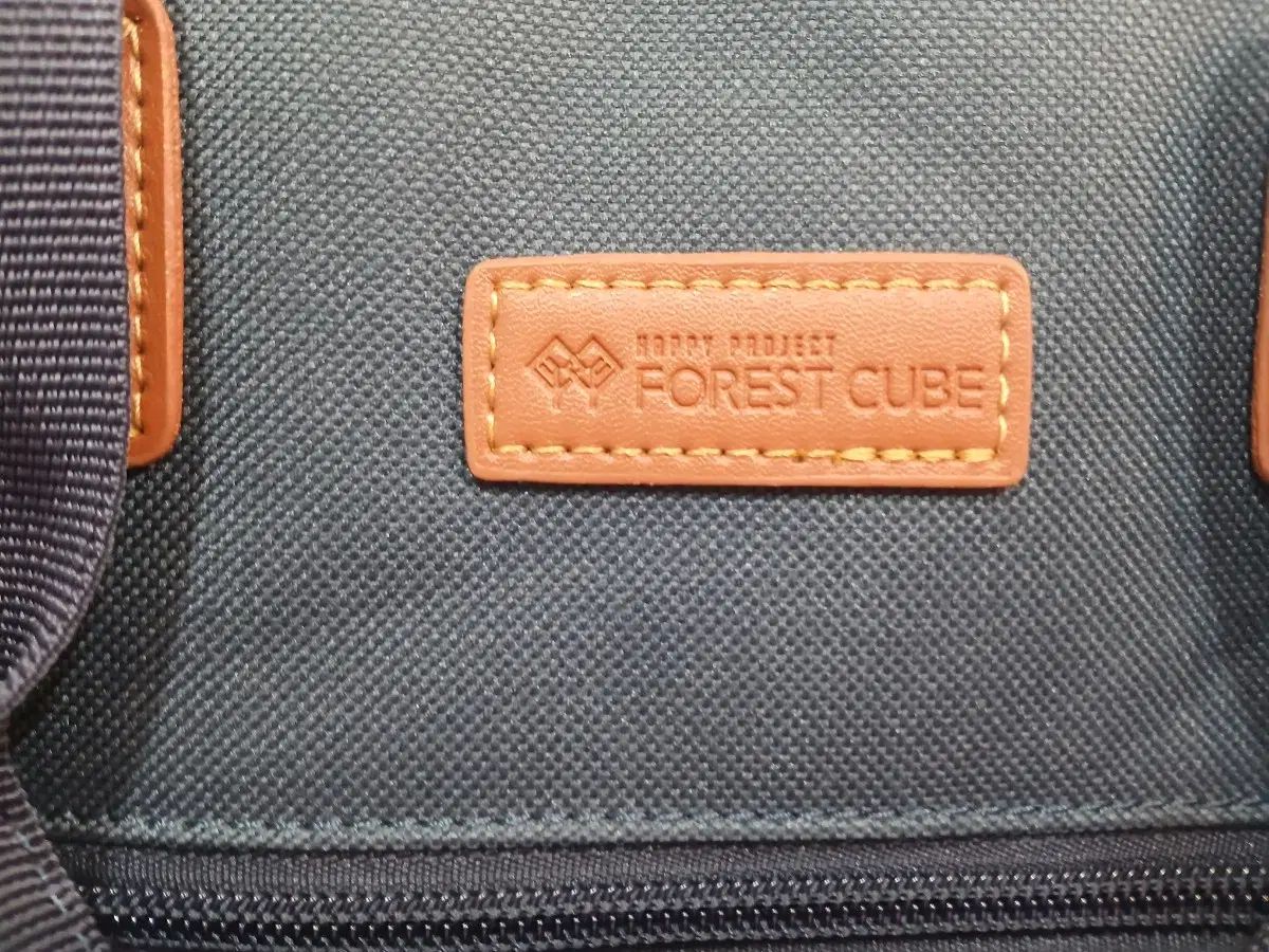 フォレストキューブ保温保冷バックパックバッグ フォレストキューブ保温保冷バックパックバッグ