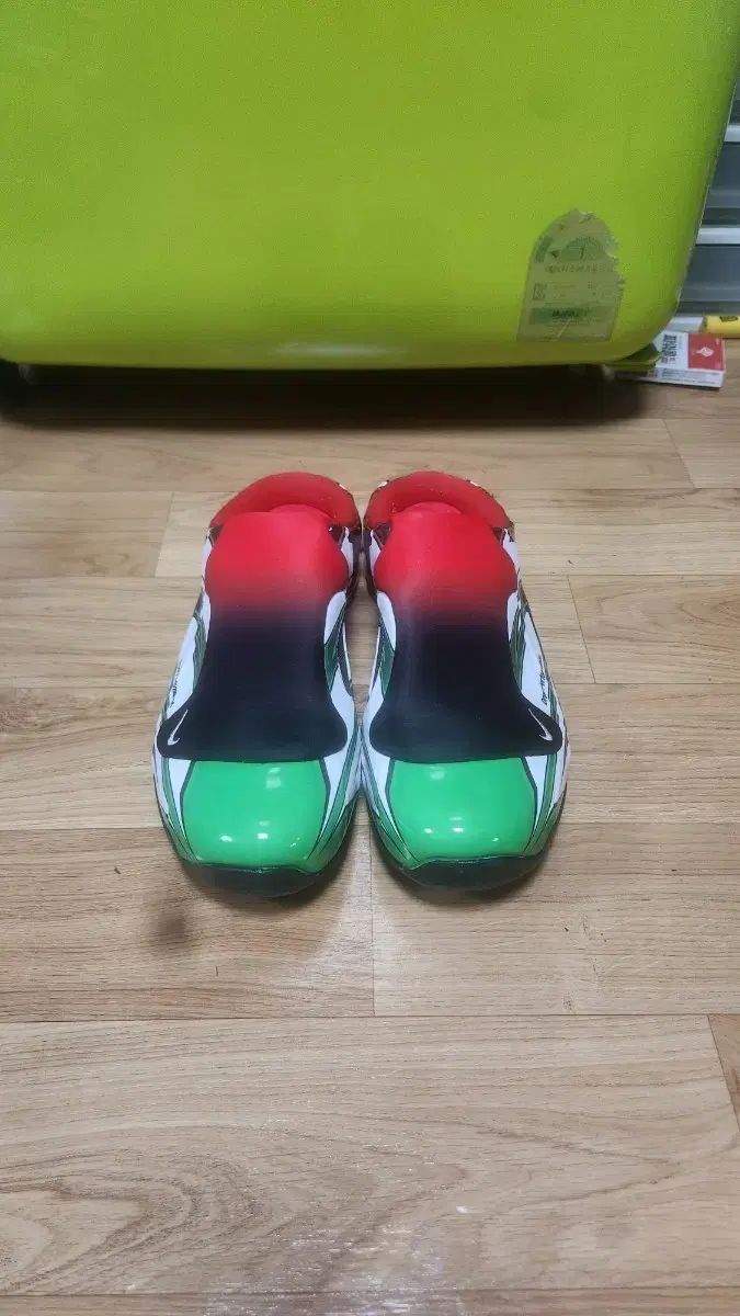 ナイキ Supreme クロッグ ポジット