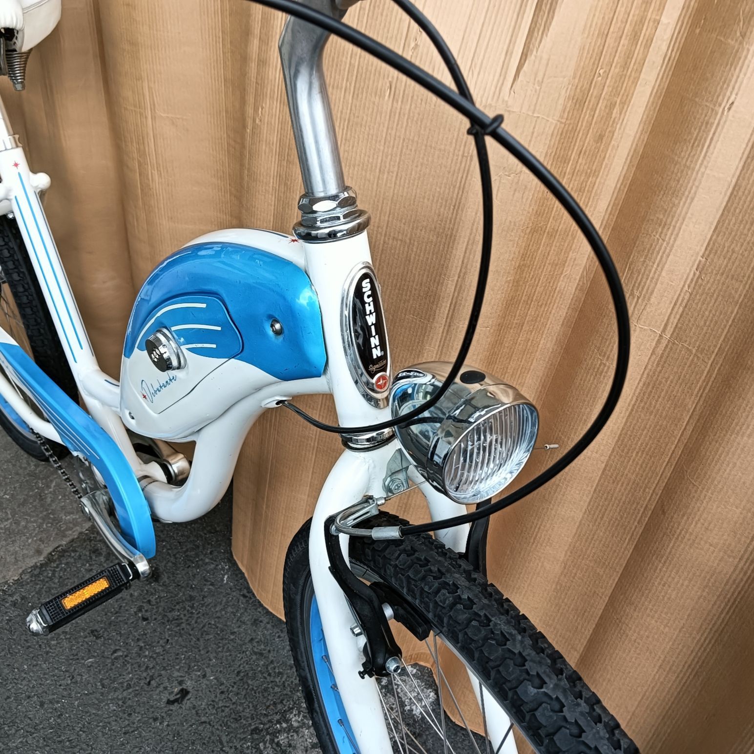 引取限定] 美品！SCHWINN シュイン/ Debutante デビュタント /ビーチ