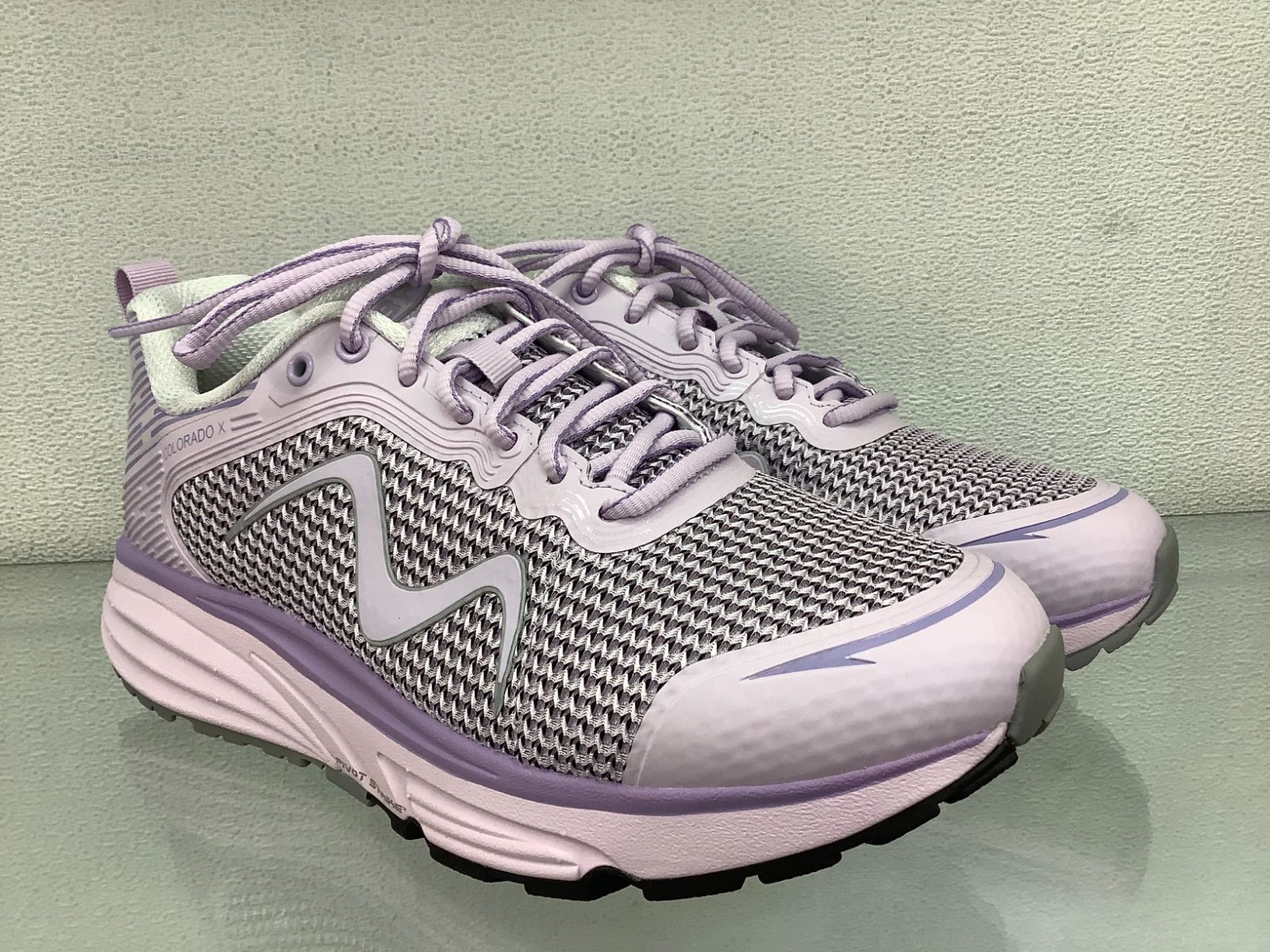レディーススニーカーMBT COLORADOX LAVENDER MIST 21,087円
