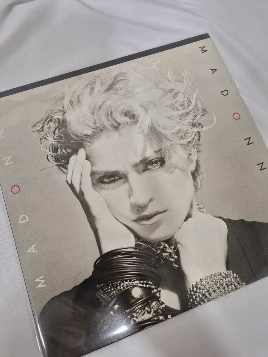 マドンナ 1 家 中古品 LP