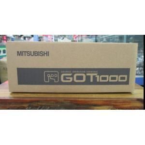 【新品★送料無料 】 MITSUBISHI/三菱 タッチパネルF930GOT-BWD-T【６ヶ月保証】