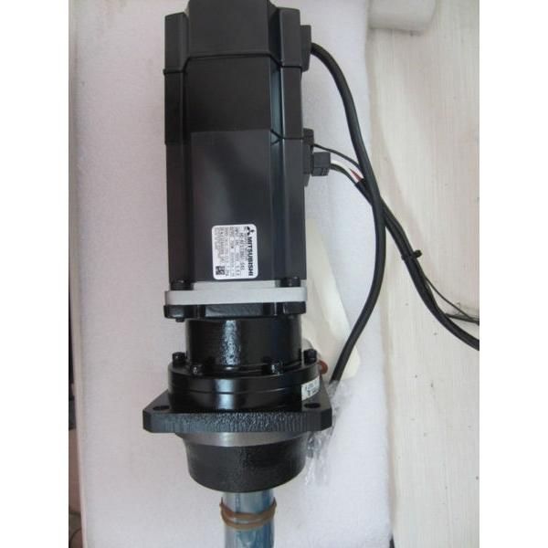 【新品★送料無料】 MITSUBISHI 三菱 サーボモーター HC-KFS73BG1-S43 【６ヶ月保証】
