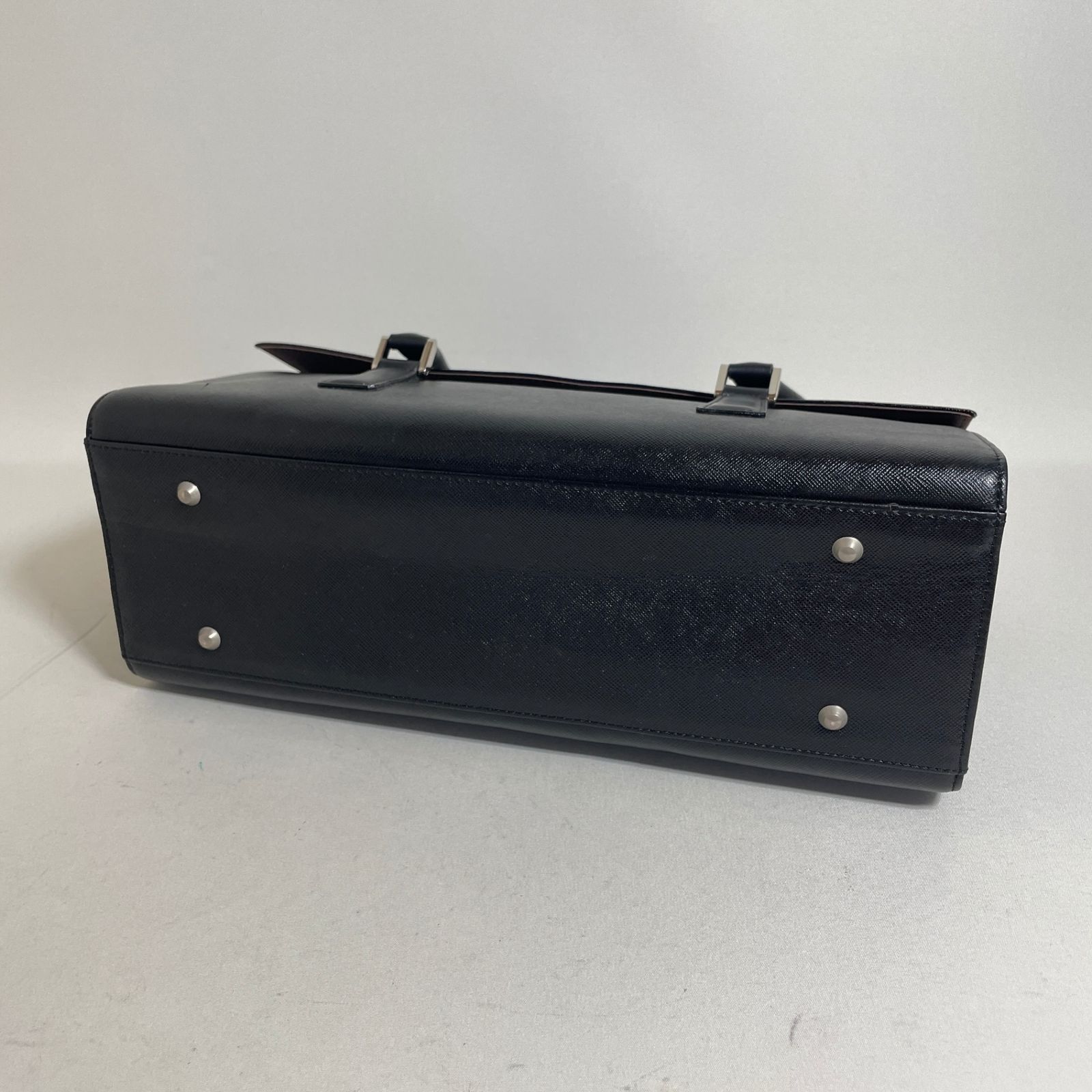 2604-210｜美品｜バーバリー ハンドバッグ レザー ブラック ノバ 