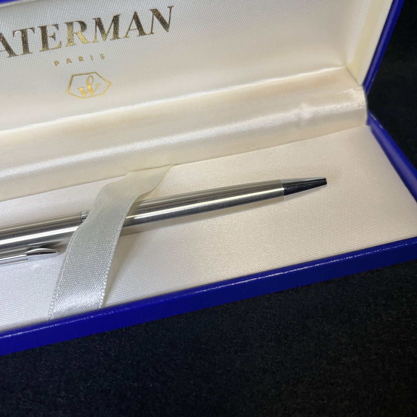 WATERMAN シルバーボールペン 専用ケース付き WATERMAN シルバー ボールペン 専用ケース付き - メルカリ