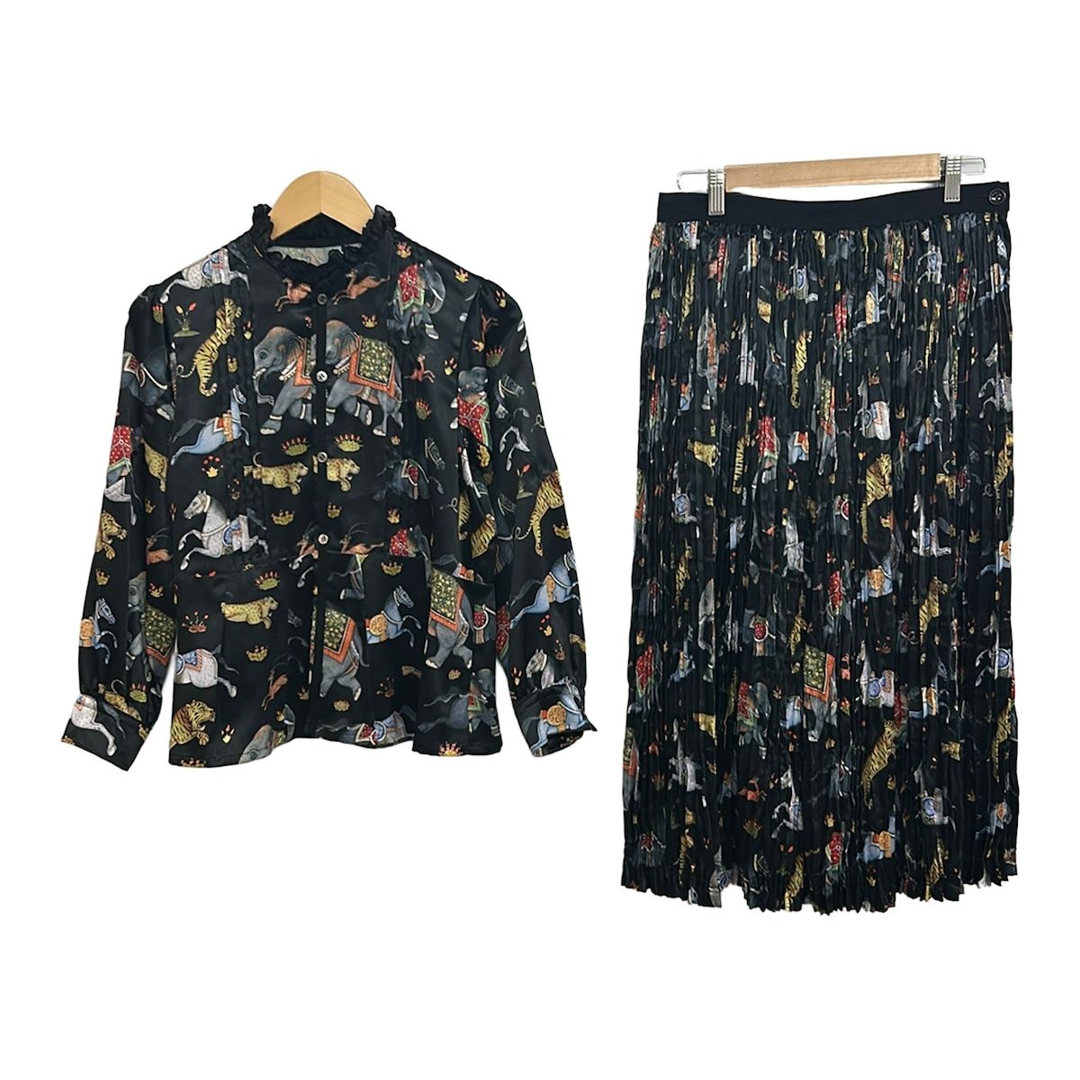 tricot COMMEdesGARCONS(トリココムデギャルソン) スカートセットアップ レディース美品 - 黒×ライトグレー×マルチ プリーツ